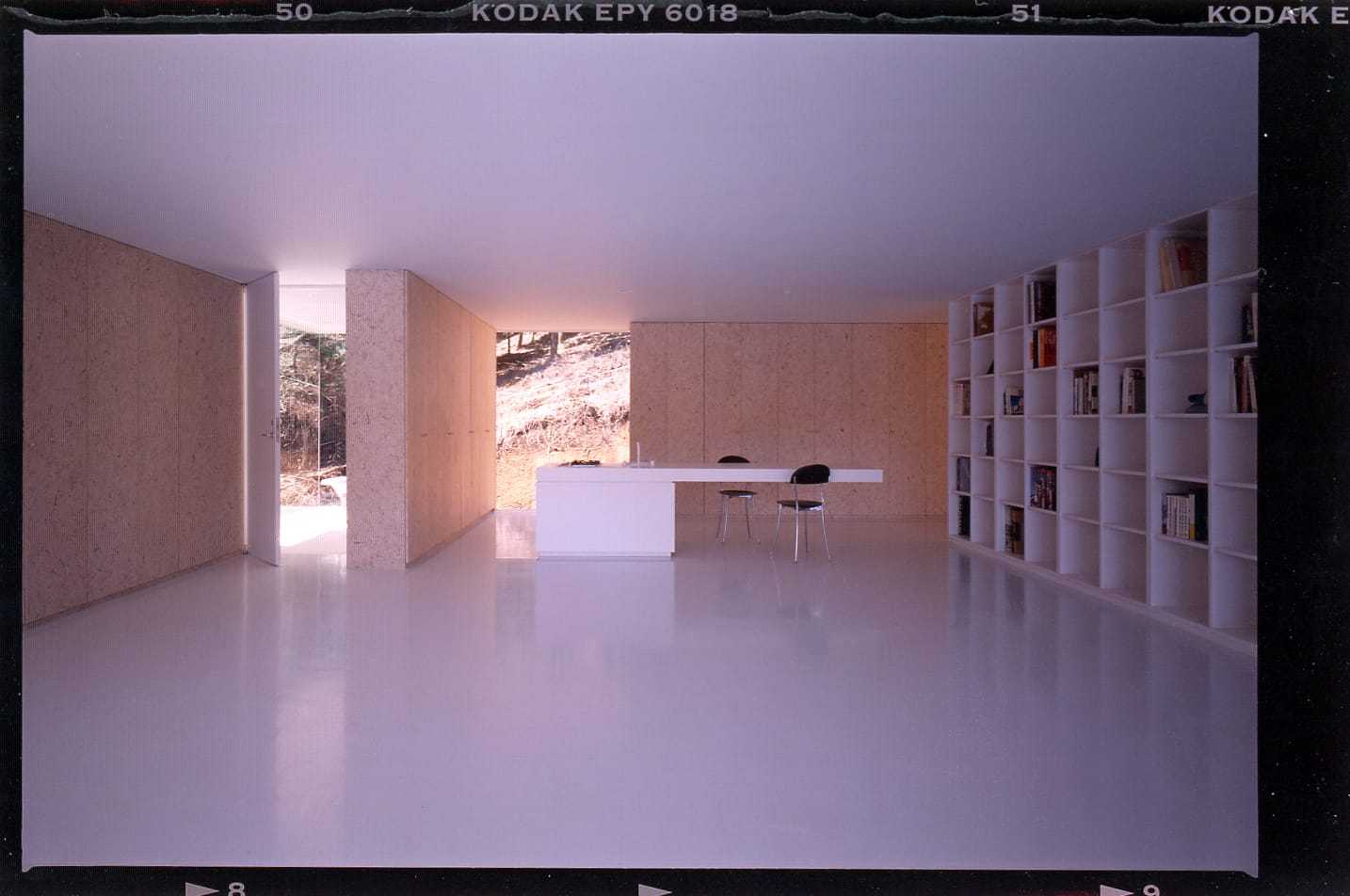 28shigeru-ban-furniture-house-02