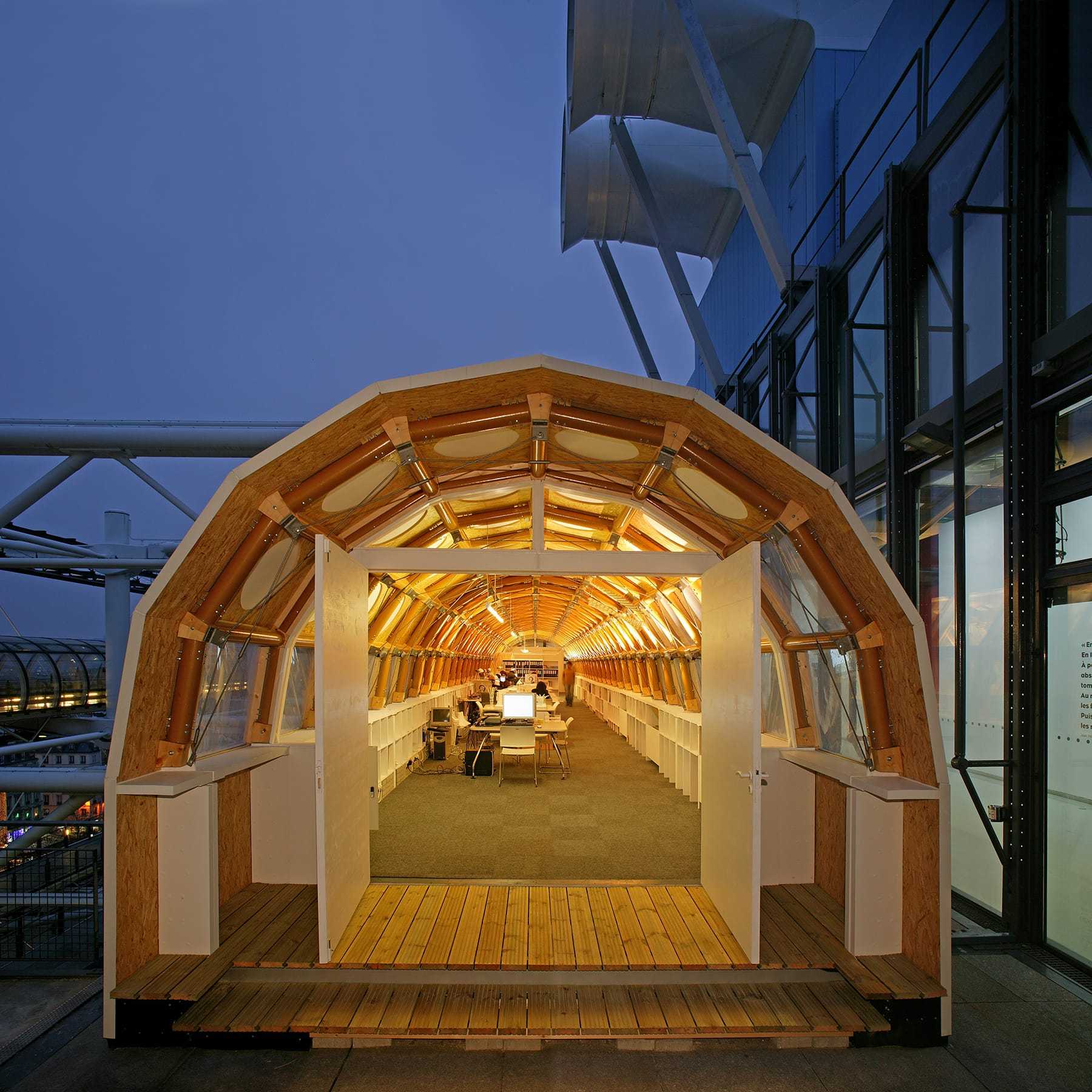 39shigeru-ban-paper-temporary-studio-01