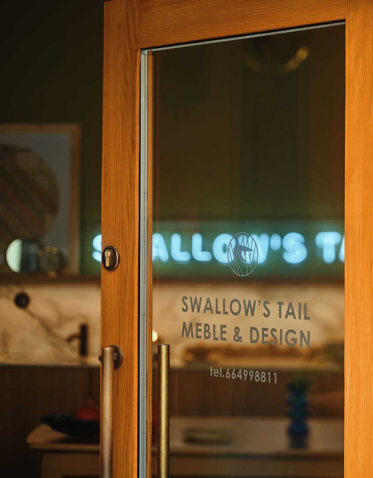 Showroom_Swallows_Tail_Furniture_designalive5