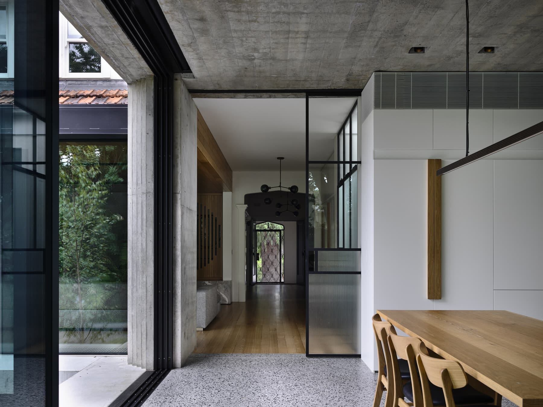 Taylor-Knights-Malvern-Garden-House-designalive-5