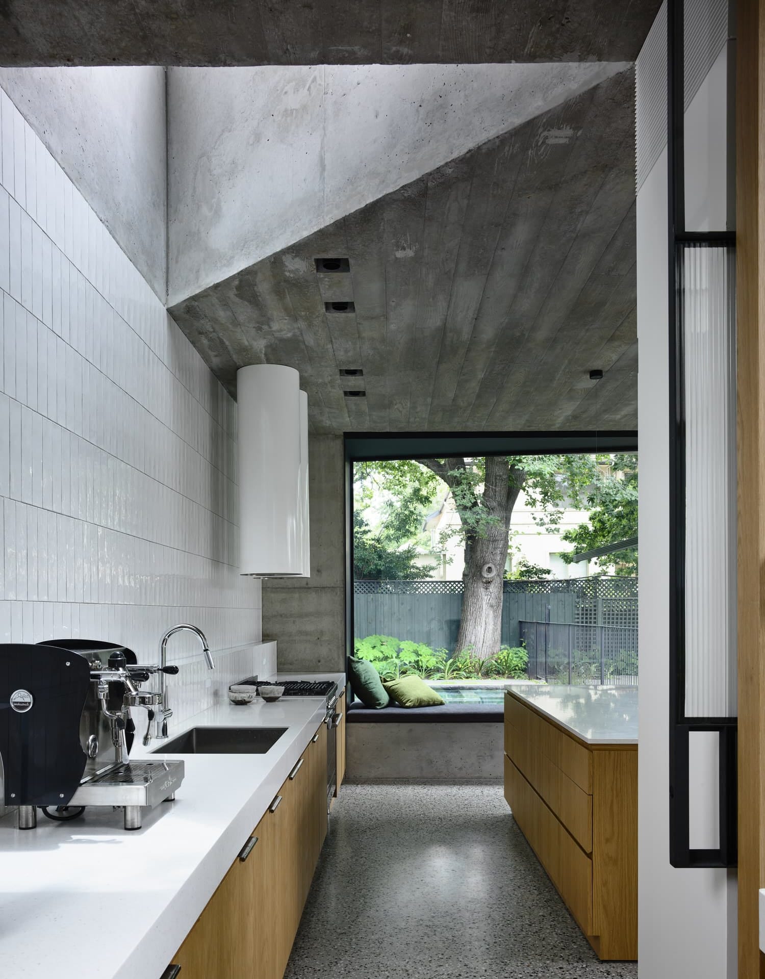 Taylor-Knights-Malvern-Garden-House-designalive-6