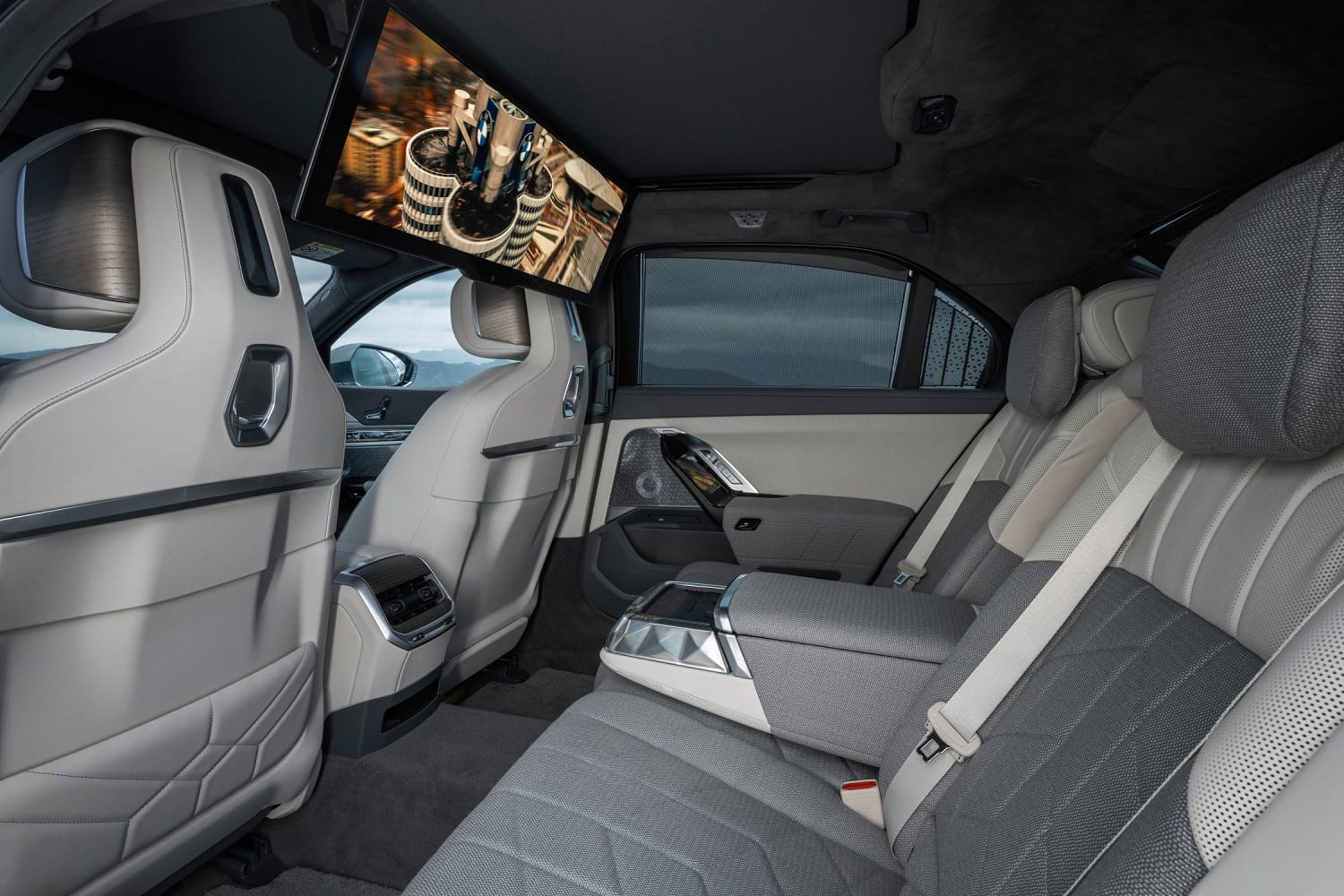 the-new-bmw-designalive-12