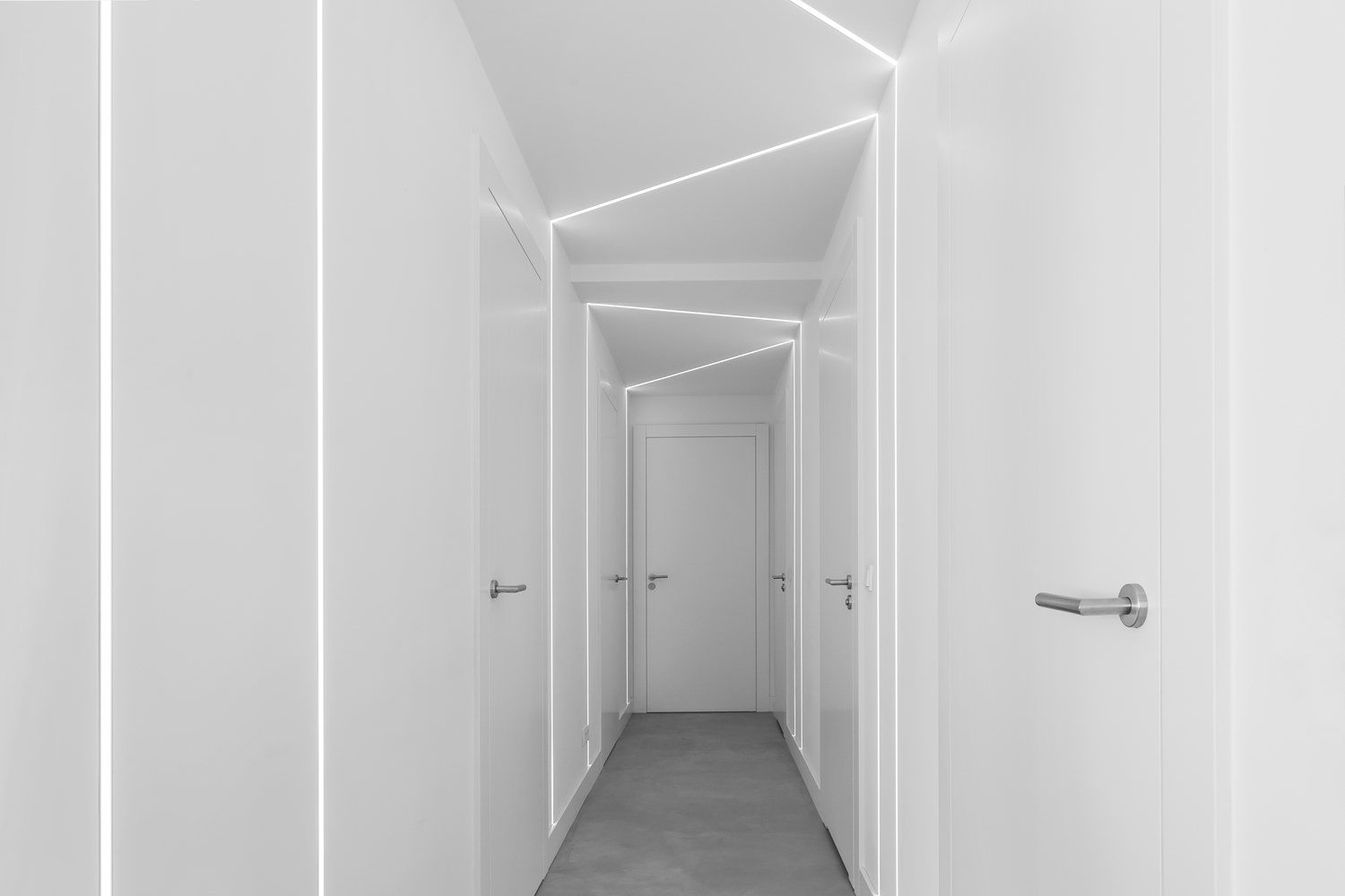 The-Wall-Architektura_designalive-17