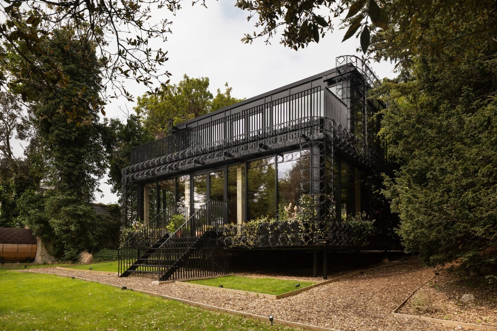 Giles-Miller-Studio-dom-Kent-designalive.pl_1
