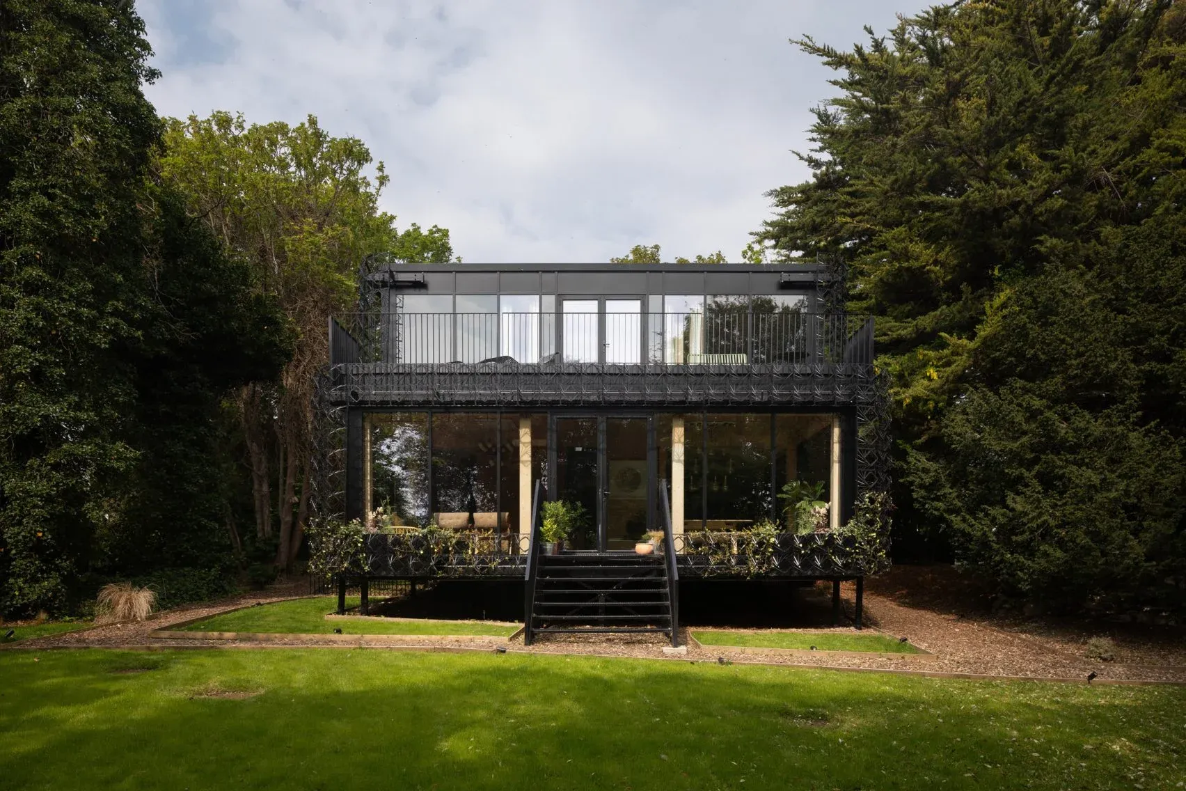 Giles-Miller-Studio-dom-Kent-designalive.pl_2