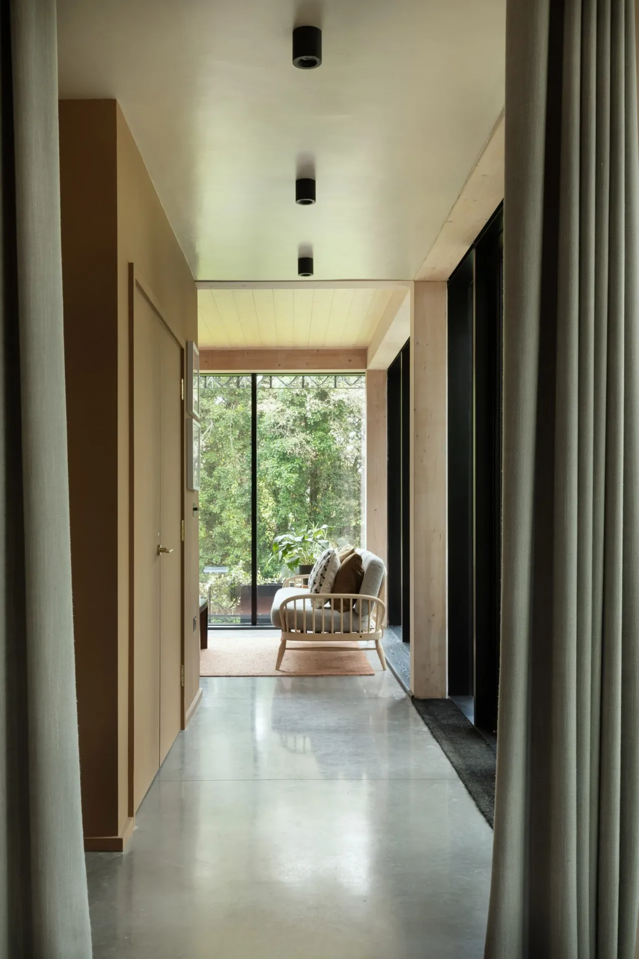 Giles-Miller-Studio-dom-Kent-designalive.pl_8