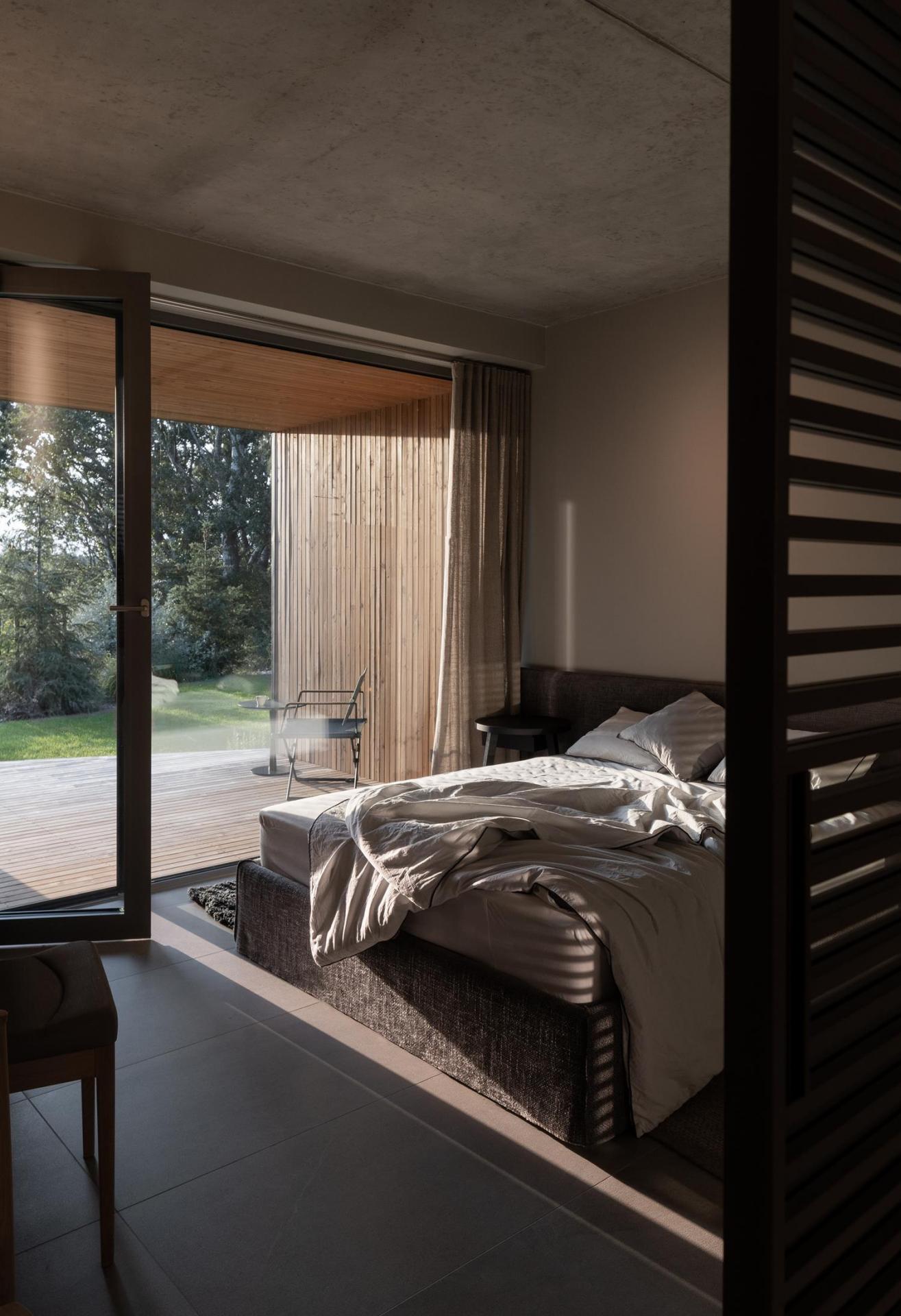 Ugo-Lake-House_designalive-4