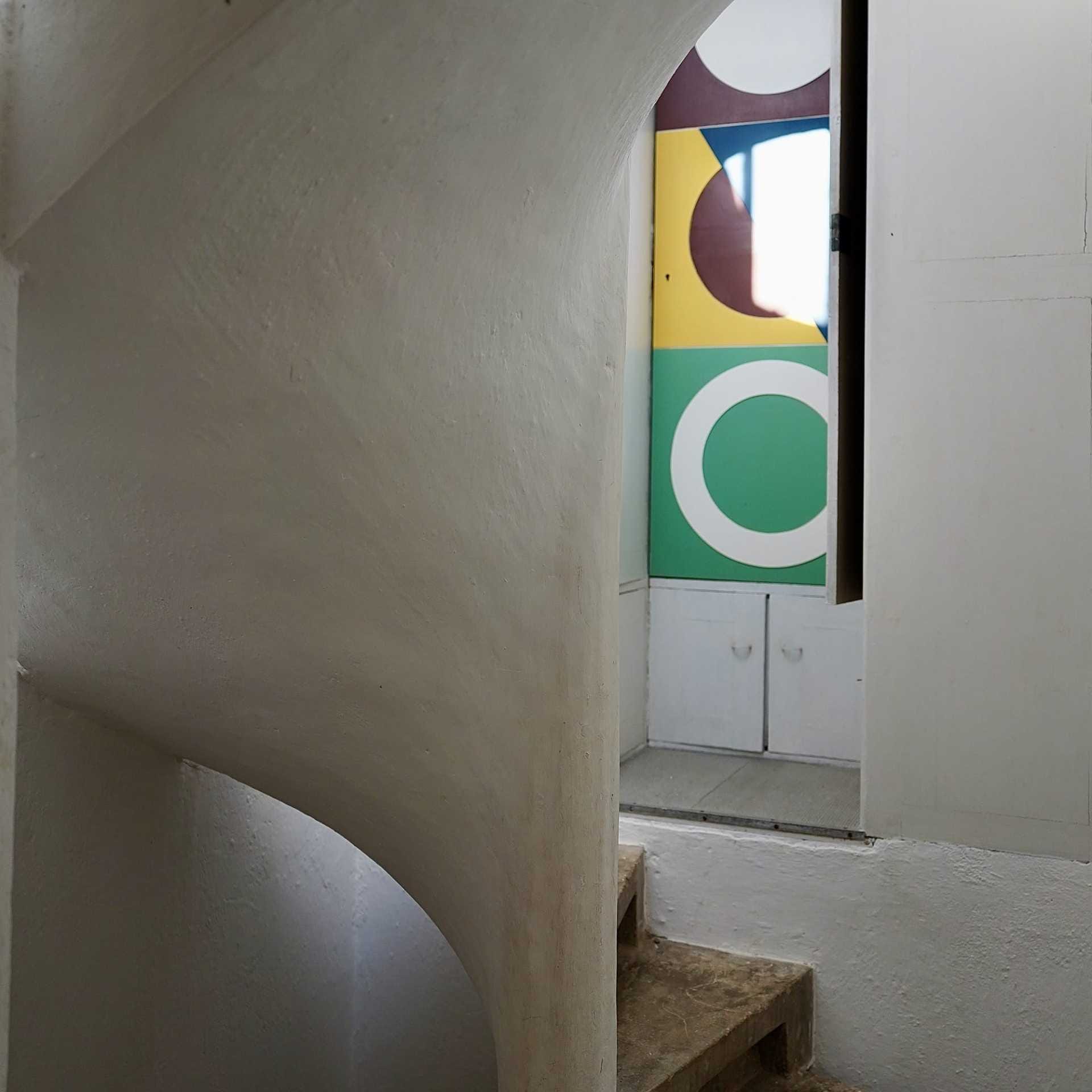 Villa_E-1027_Eileen-Gray_designalive-10