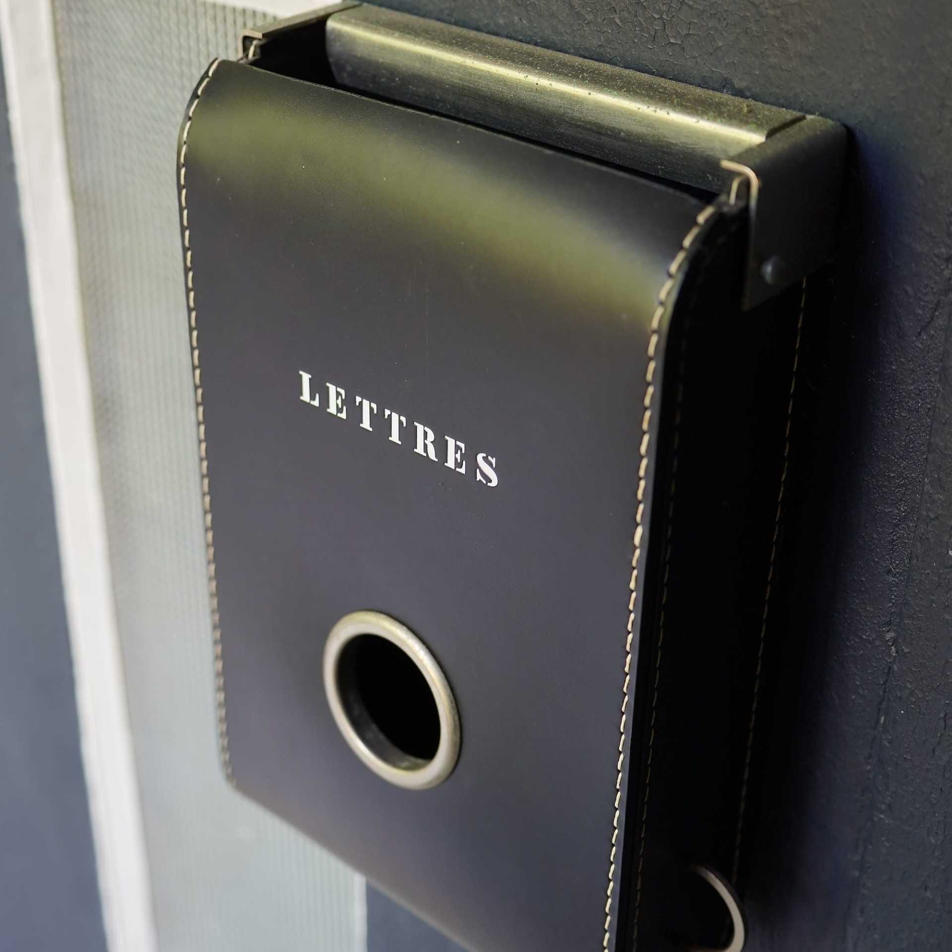 Villa_E-1027_Eileen-Gray_designalive-13