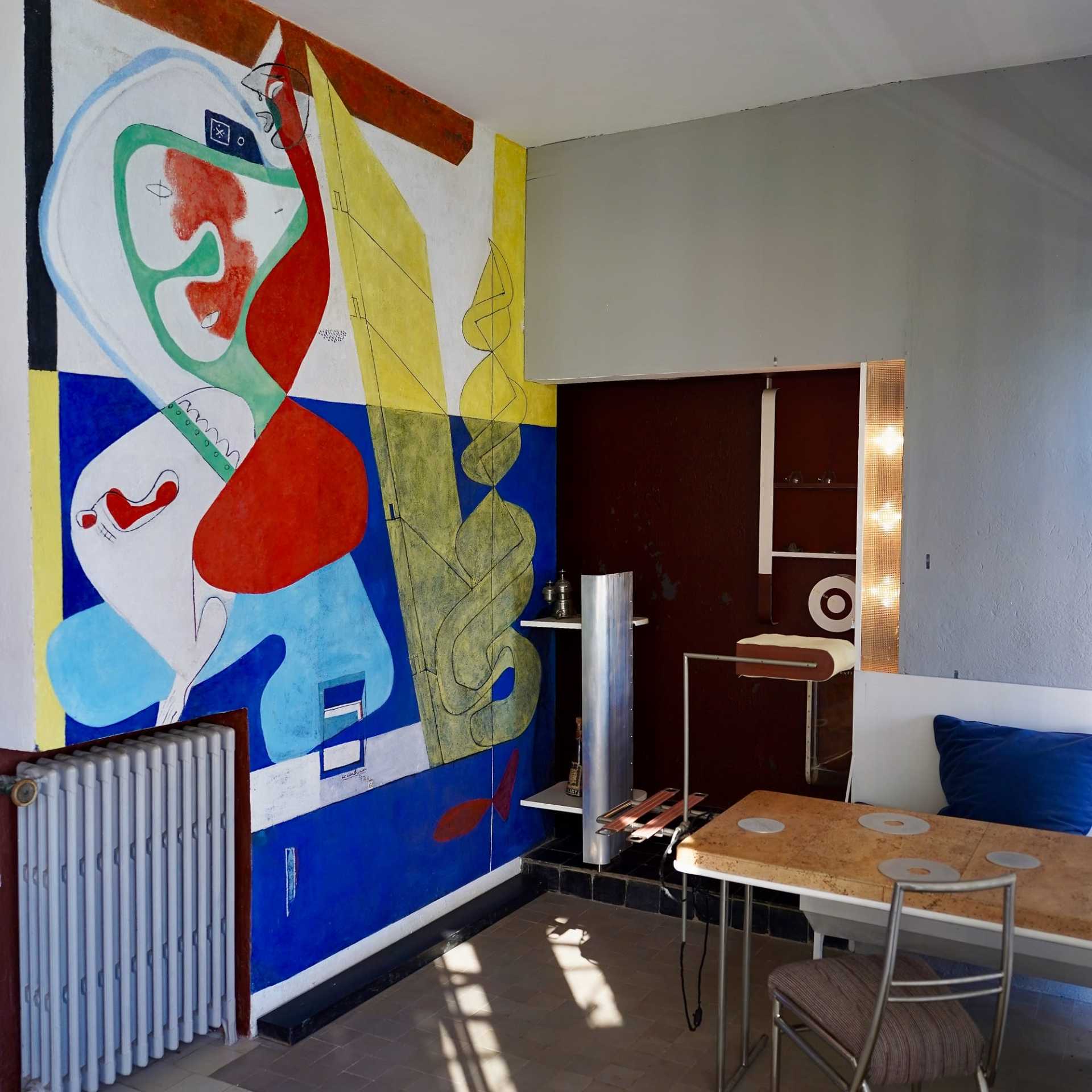 Villa_E-1027_Eileen-Gray_designalive-5