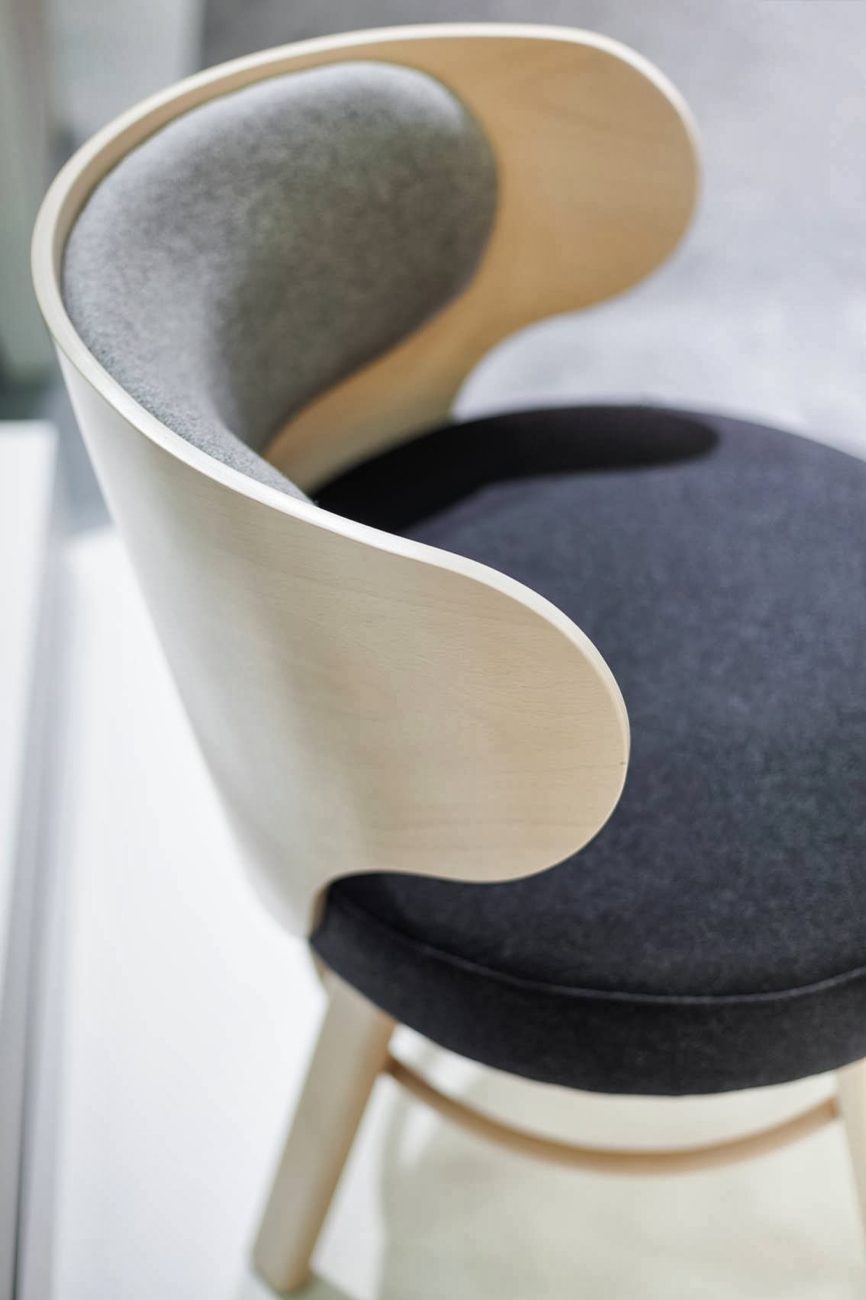 k2-chair-designed-by-rygalik-studio-polish-job-exhibition