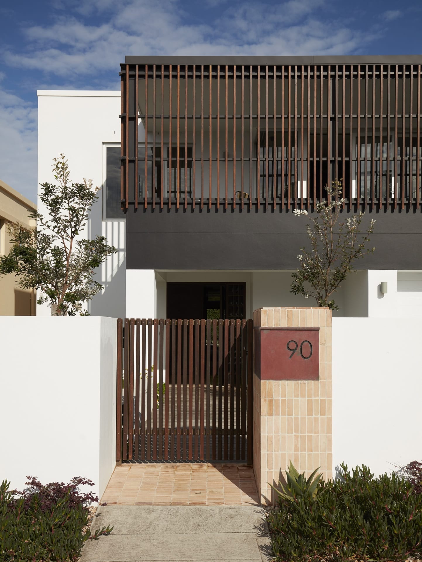 YSG-Studio_Budge-Over-Dover_designalive-23