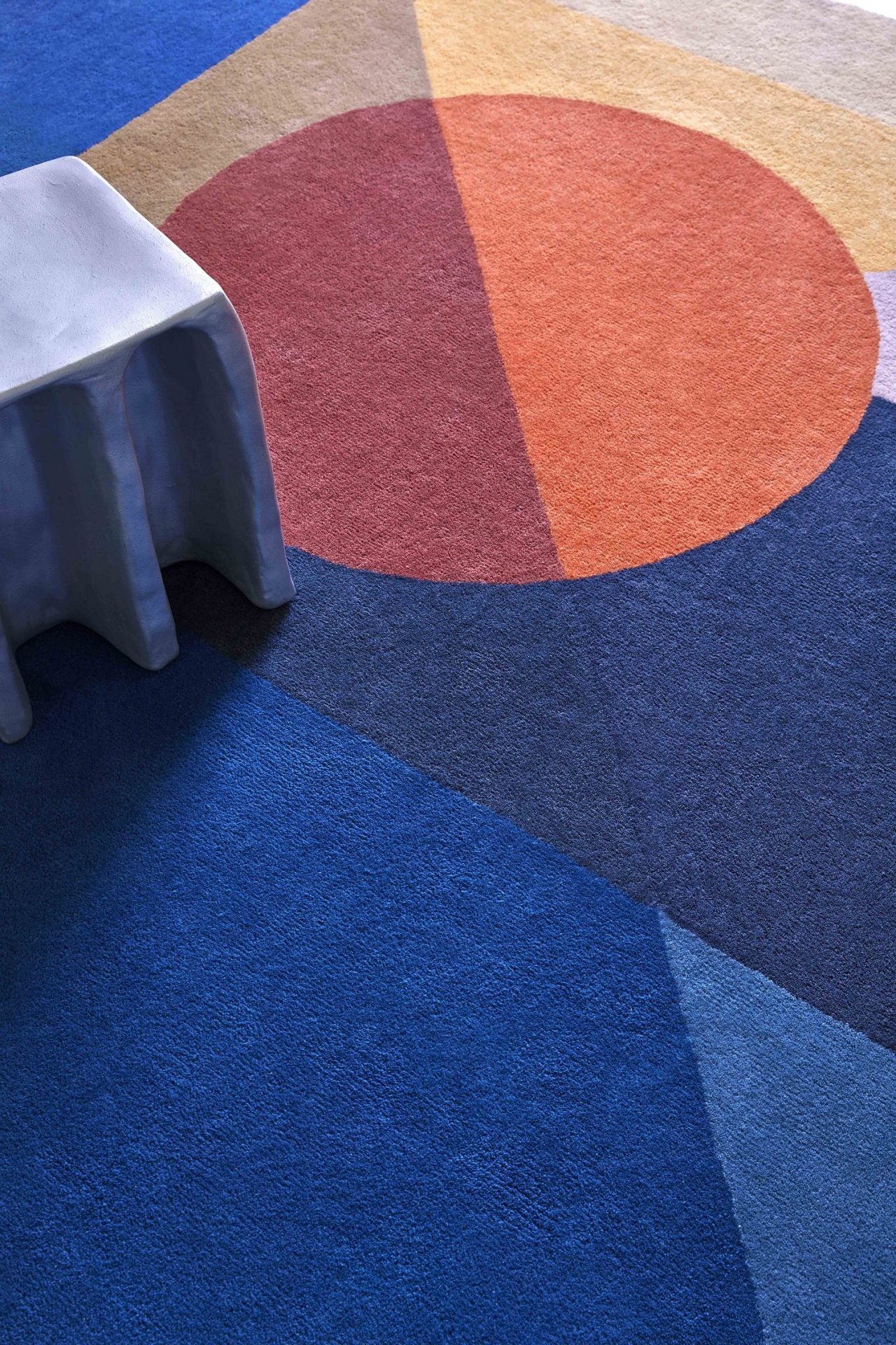 Zinovatnaya_Rugs_designalive-2
