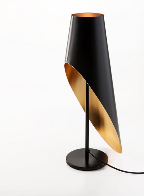 Andrey Dokuchaev - Intrigue  Lamp. fot. ARC