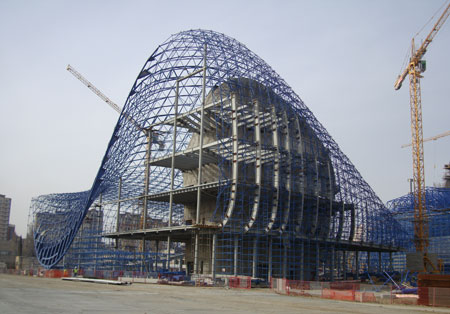 Architekci stworzyli dla powstającego Centrum Kultury w Baku przestrzeń na ponad 100 tys. m kw. fot. ARC