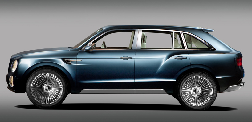 Nowy model Bentleya łączy cechy luksusowego samochodu osobowego i terenowego. fot. Materiały prasowe