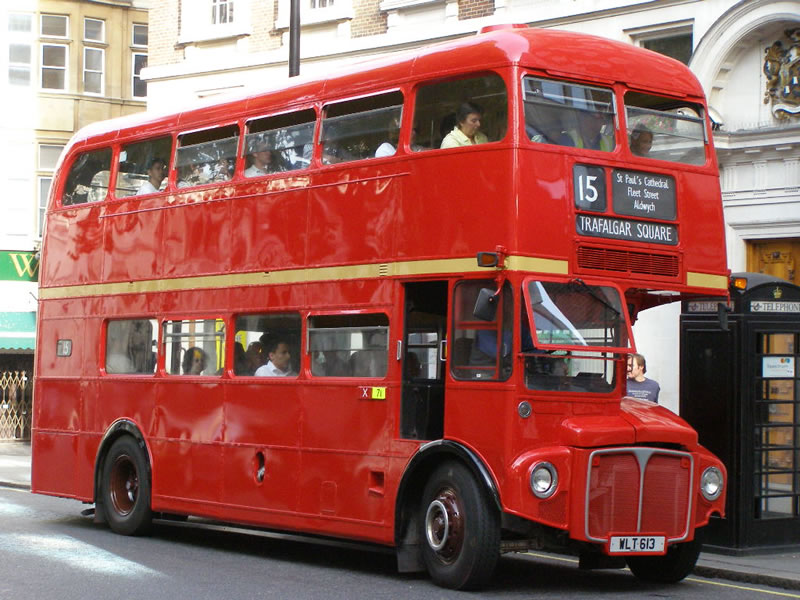 Pierwsze Routemastery pojawiły się w latach 50. XX wieku i niemal od samego początku stały się symbolem angielskiej stolicy. fot. Materiały prasowe 