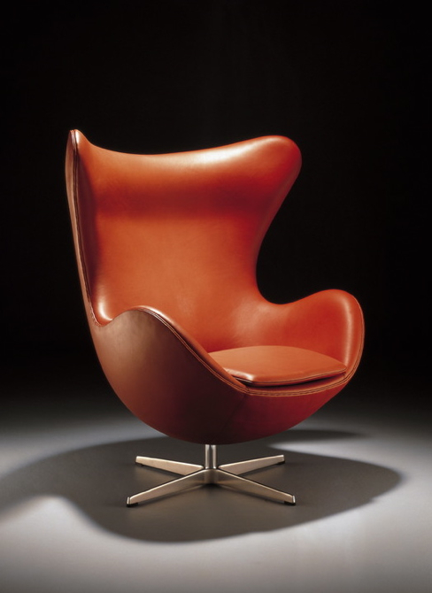 Egg Chair produkuje obecnie marka Republic of Fritz Hansen. fot. Materiały prasowe