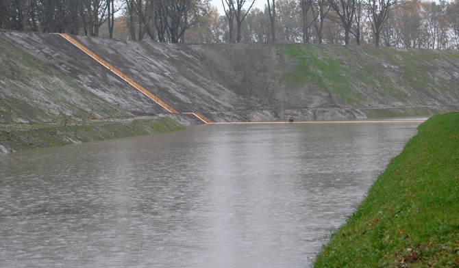 Niewidoczny most powstał w Holandii