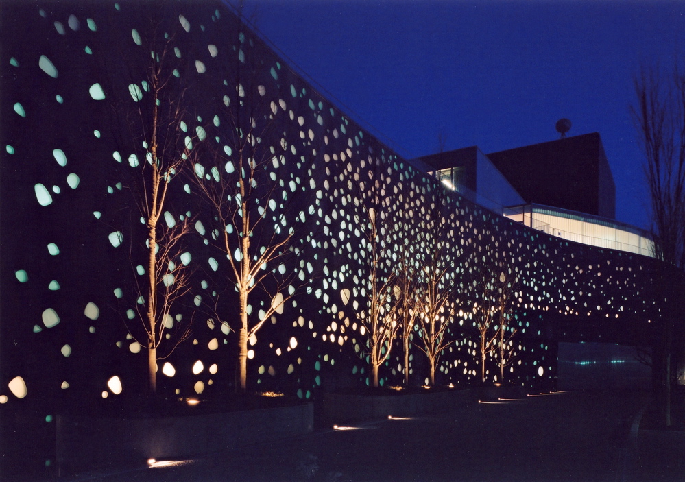 Matsumoto Performing Arts Centre w Nagano. fot. Hiroshi Ueda
