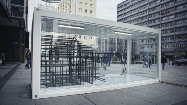 H&M: Zwycięska instalacja już w Warszawie