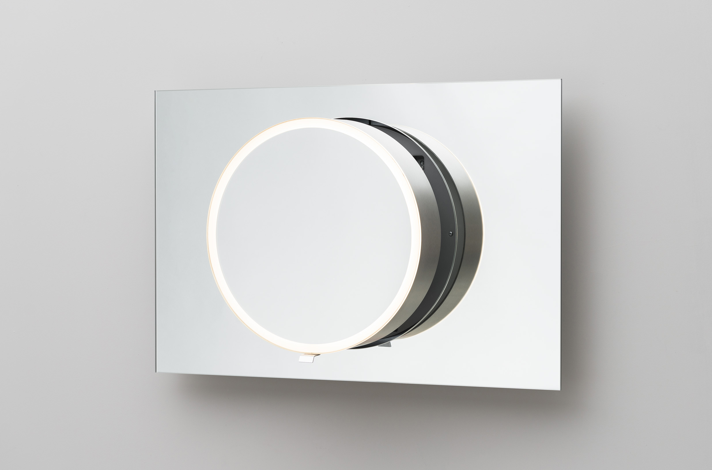 miior_dot_mirror_Designalive1