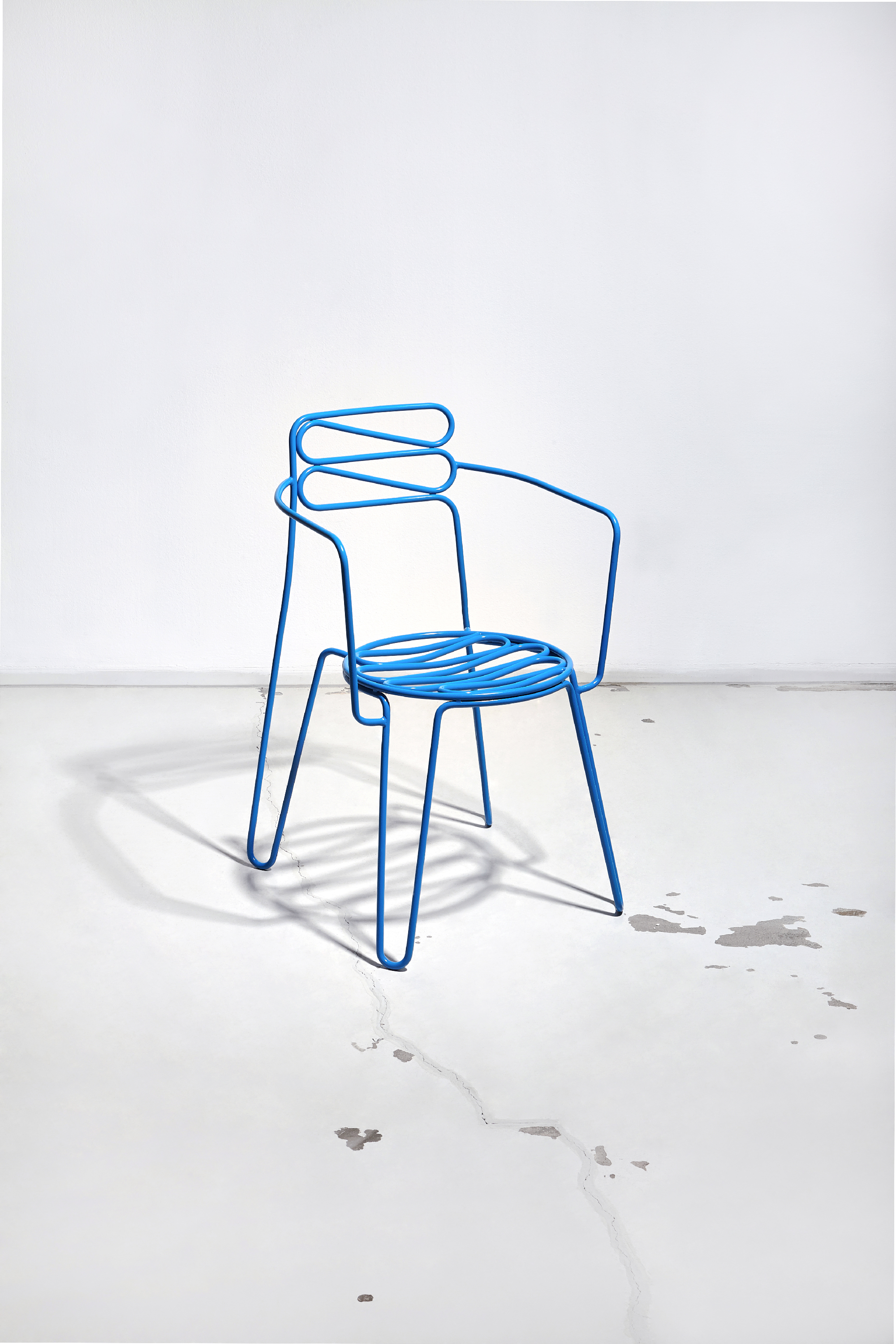 Maria-Jeglinska_The-Little-Black_armchair_©Turczynska-for-Culture-PL_Designalive04