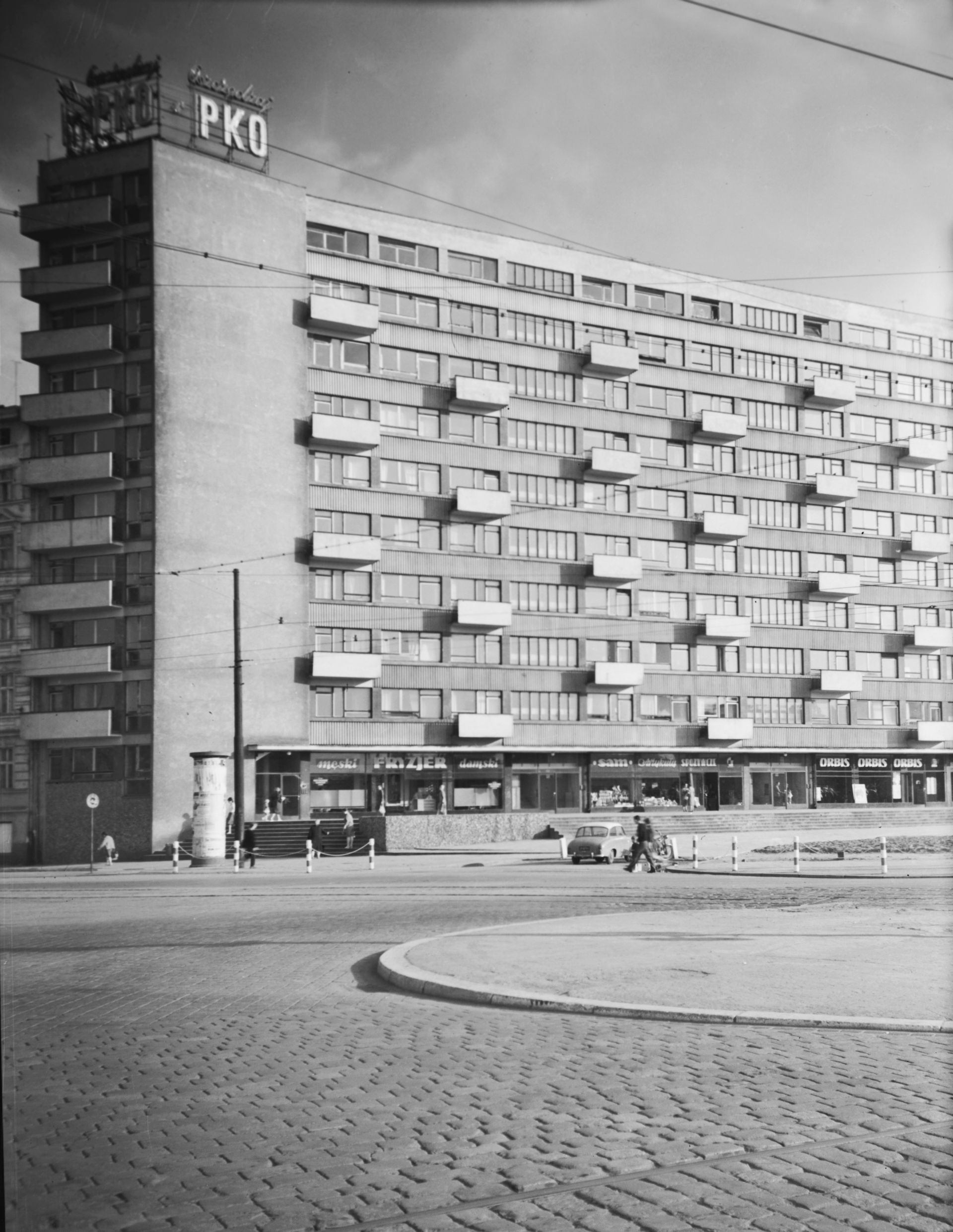 Dom Naukowca przy placu Grunwaldzkim, 1959-61, projekt 1956, fot. Janina Mierzecka, Muzeum Architektury