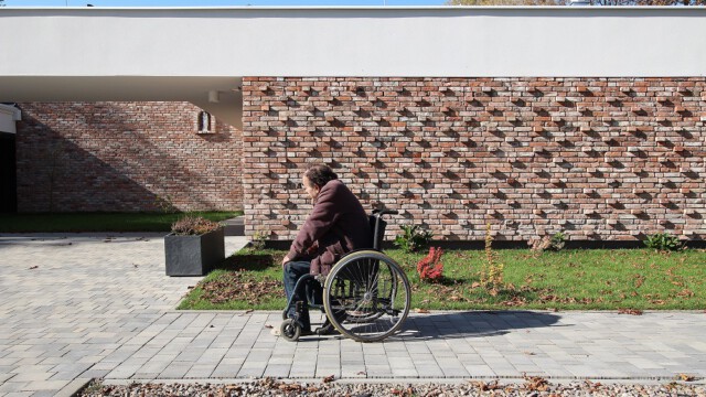 Architektura w służbie ludzkości: Dom dla Bezdomnych w Jankowicach