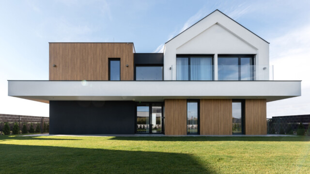 Slab House: Dom dla fanów nowoczesnej architektury i… klocków LEGO