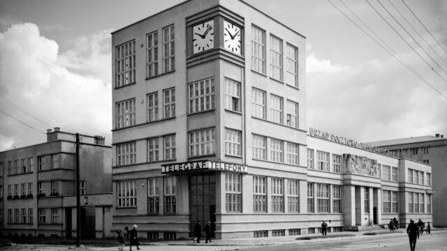 Rzeczpospolita modernistyczna. Losy polskiej architektury w filmowej serii