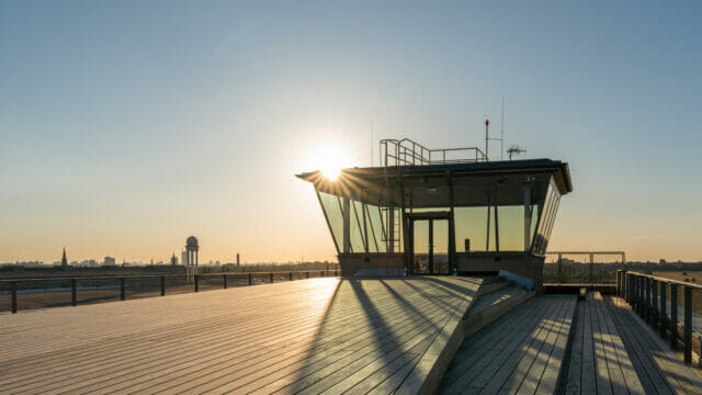 Berlin Tempelhof. Stary terminal z nowym tarasem