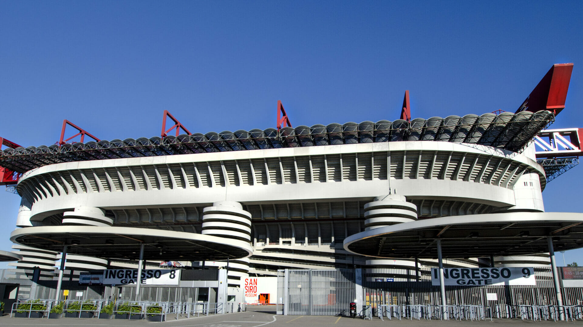 Ikoniczny stadion San Siro ocaleje