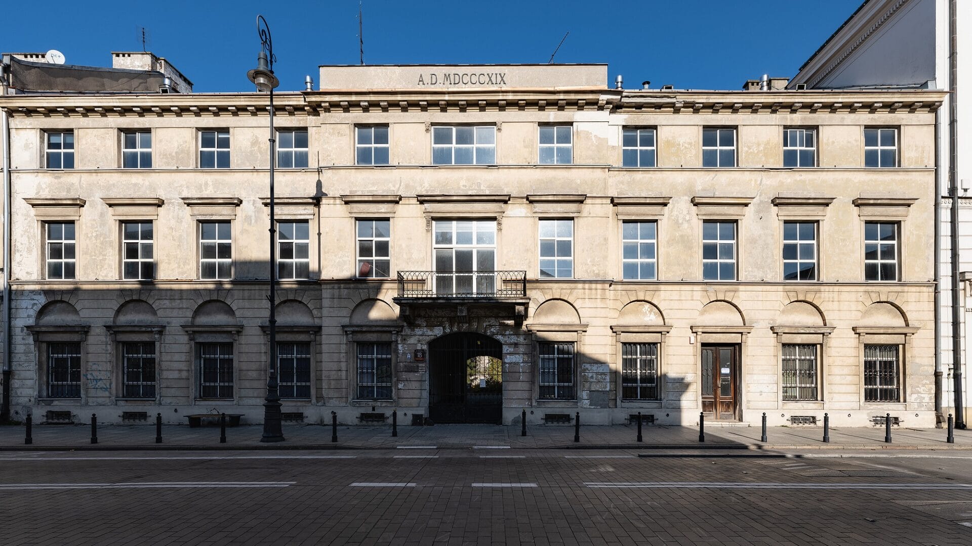 Art Warsaw Miodowa. Weekend ze sztuką w dawnej klinice stomatologicznej